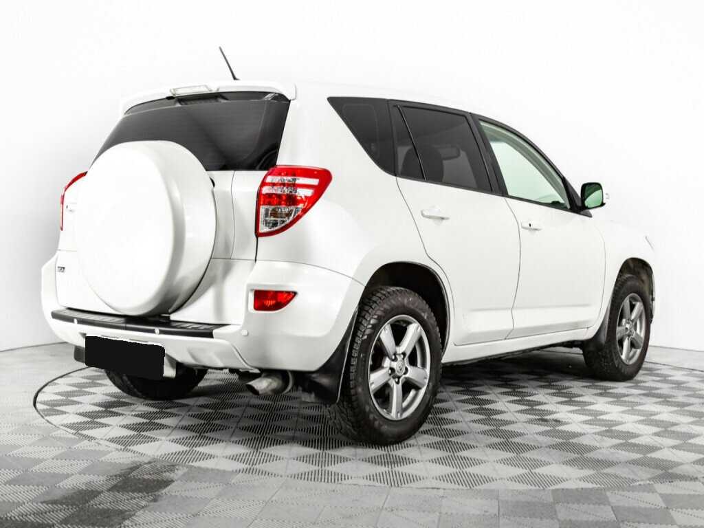Toyota RAV4 2010 года с пробегом. Фото: #4