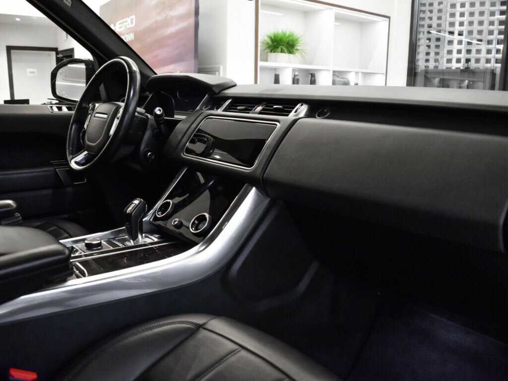 Land Rover Range Rover Sport 2018 года с пробегом. Фото: #7