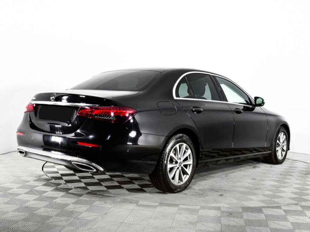 Mercedes-Benz E-Класс 2021 года с пробегом. Фото: #4