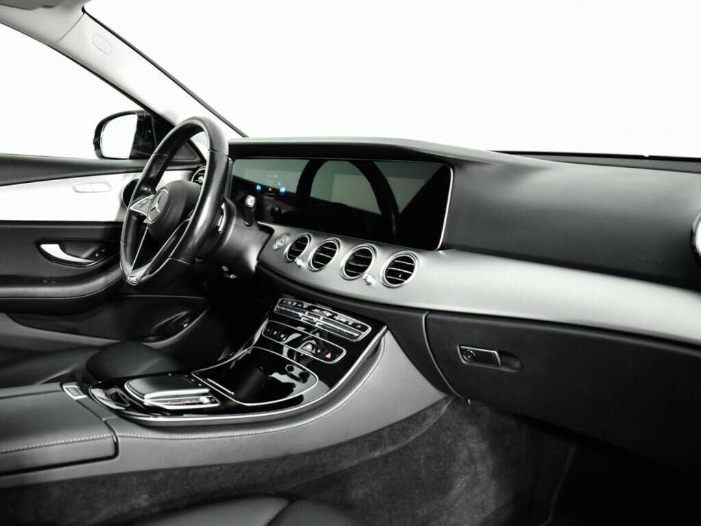 Mercedes-Benz E-Класс 2021 года с пробегом. Фото: #8