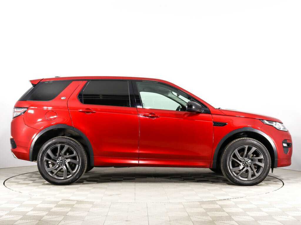 Land Rover Discovery Sport 2018 года с пробегом. Фото: #3