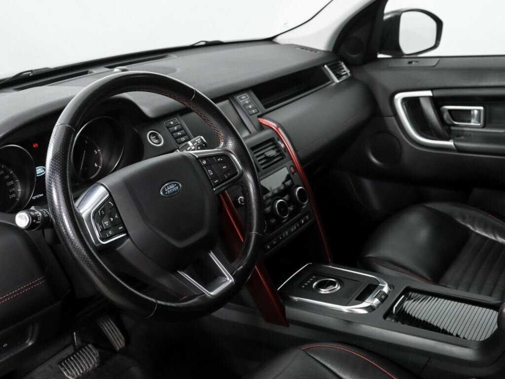 Land Rover Discovery Sport 2018 года с пробегом. Фото: #8