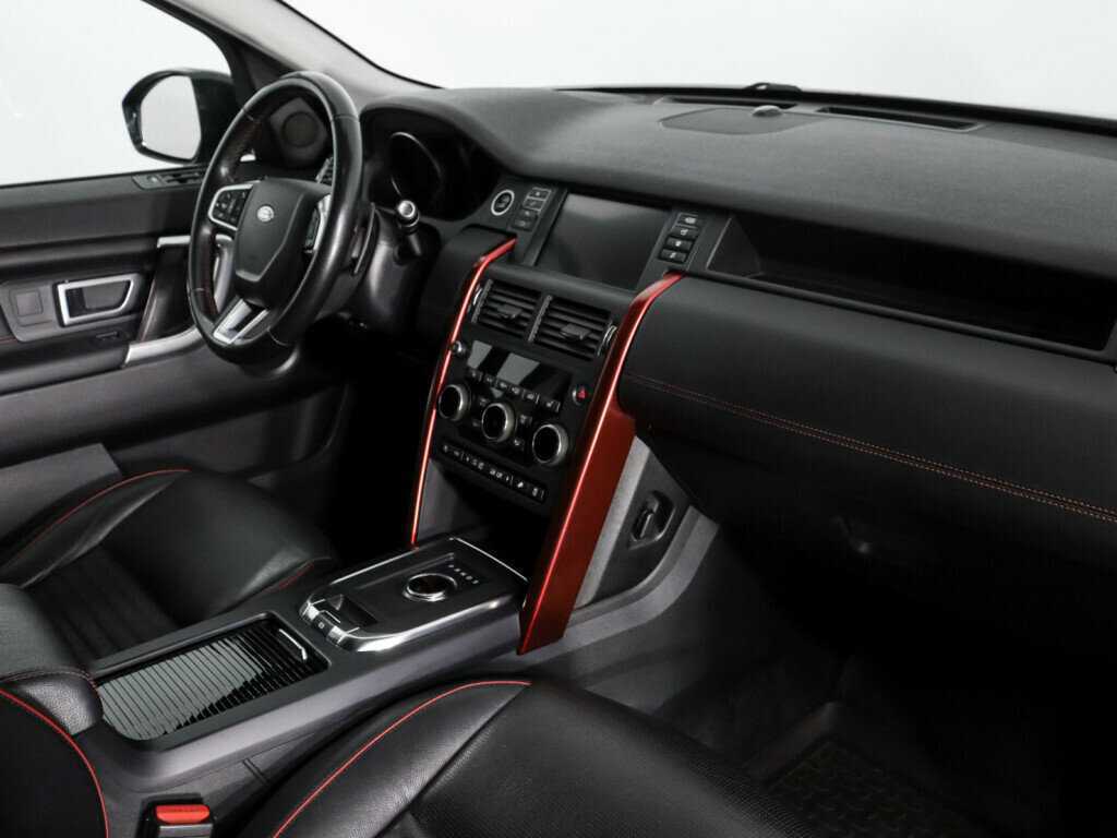 Land Rover Discovery Sport 2018 года с пробегом. Фото: #10
