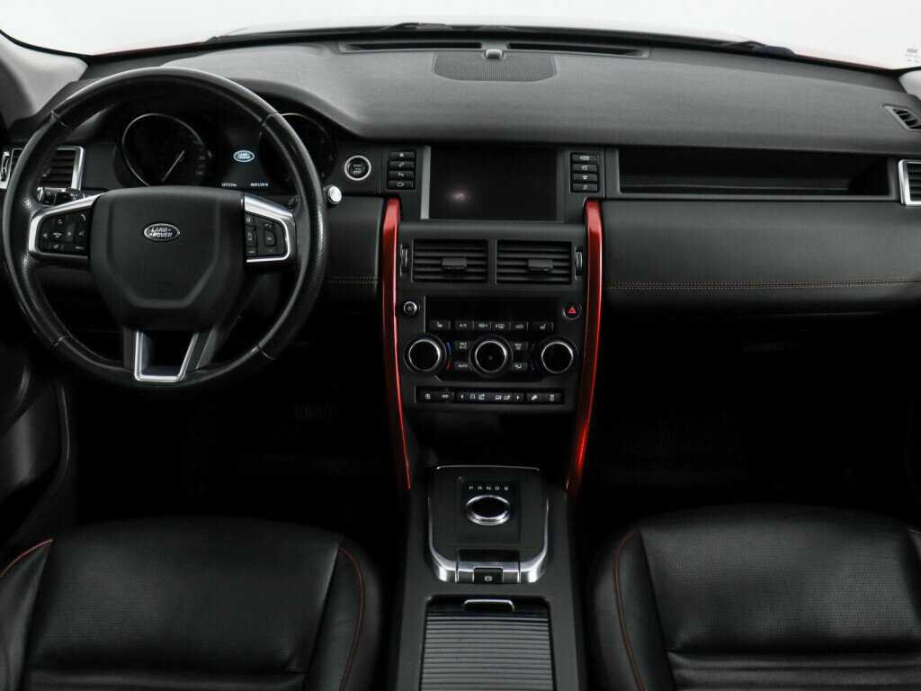 Land Rover Discovery Sport 2018 года с пробегом. Фото: #11