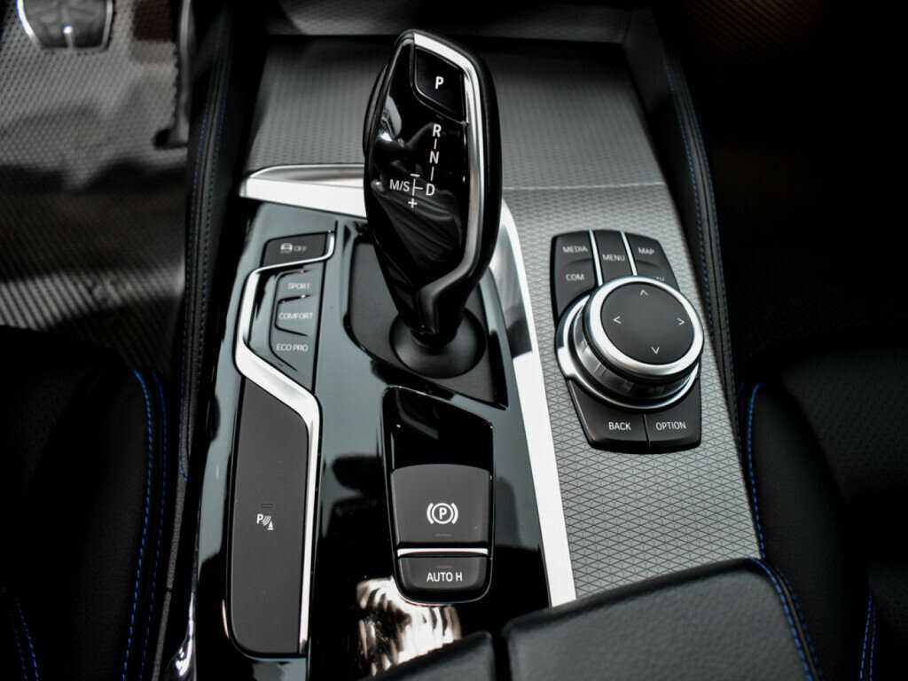 BMW 5 серии 2019 года с пробегом. Фото: #9