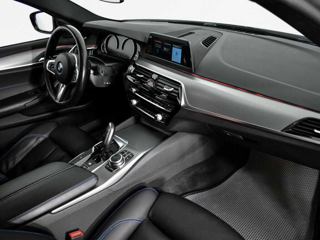 BMW 5 серии 2019 года с пробегом. Фото: #11