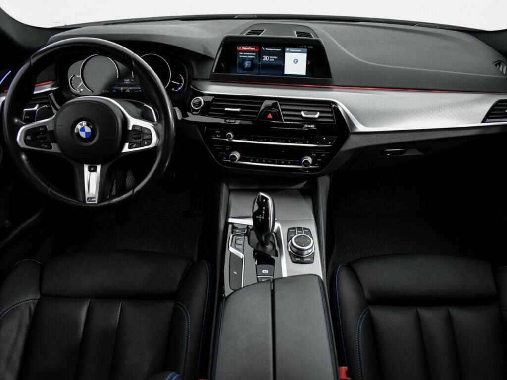 BMW 5 серии 2019 года с пробегом. Фото: #12