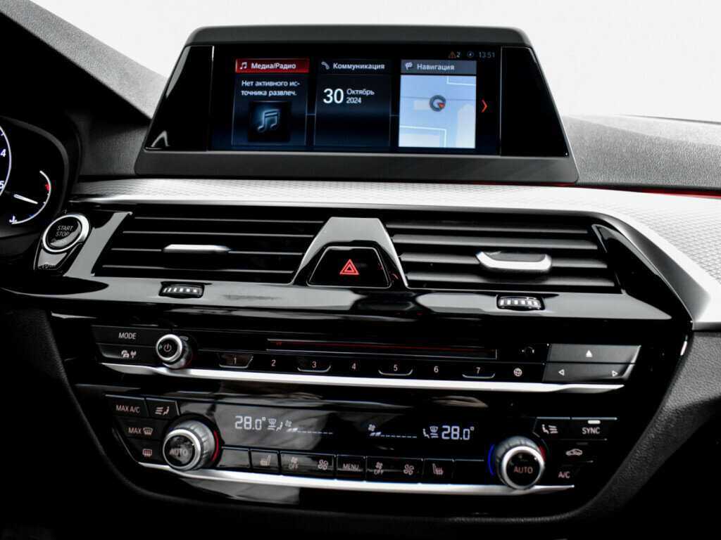 BMW 5 серии 2019 года с пробегом. Фото: #14