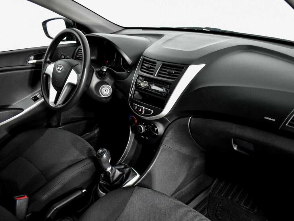 Hyundai Solaris 2011 года с пробегом. Фото: #10