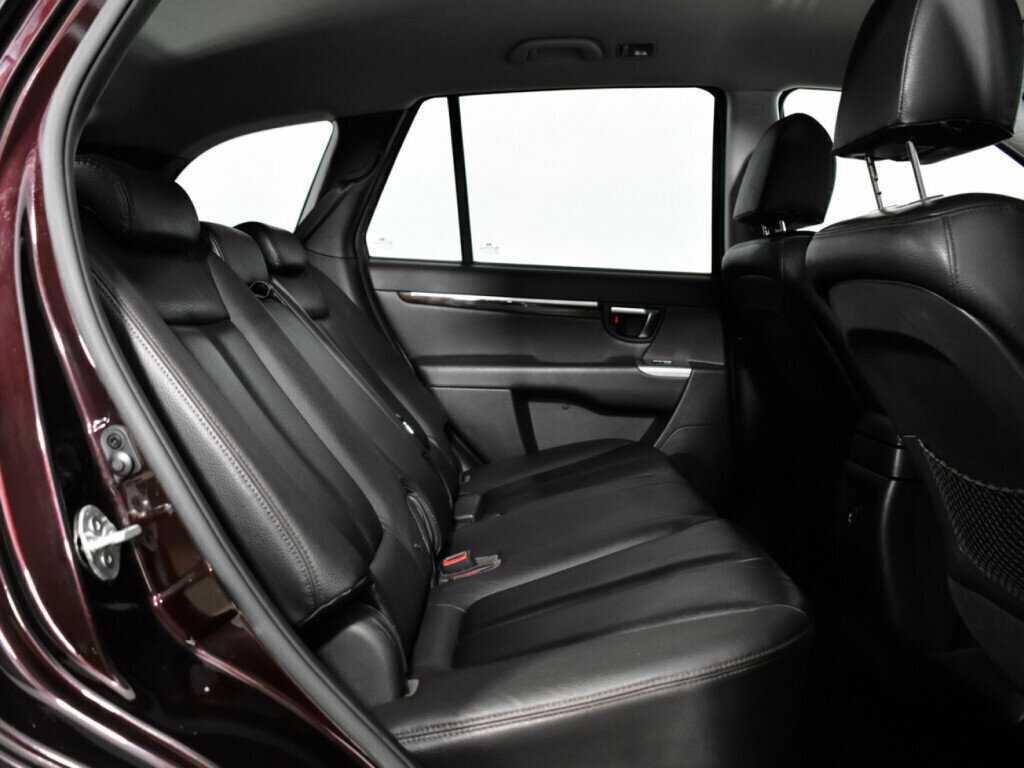Hyundai Santa Fe 2011 года с пробегом. Фото: #9