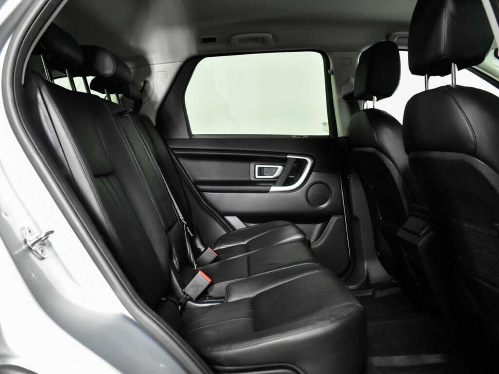 Land Rover Discovery Sport 2018 года с пробегом. Фото: #9