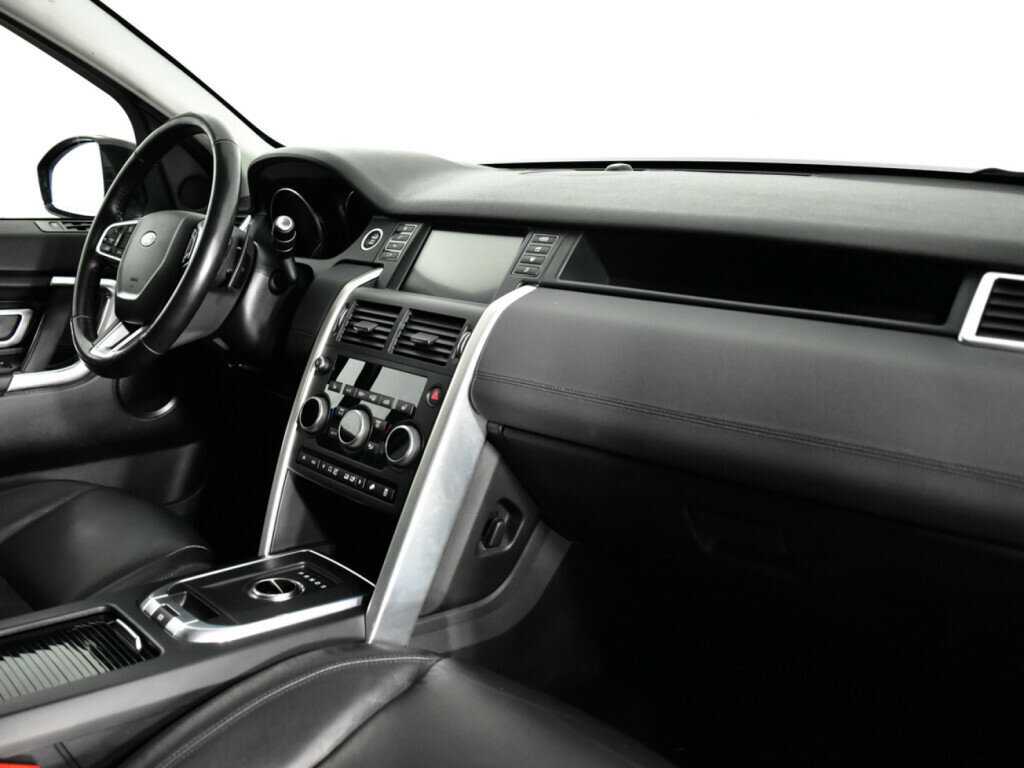 Land Rover Discovery Sport 2017 года с пробегом. Фото: #8