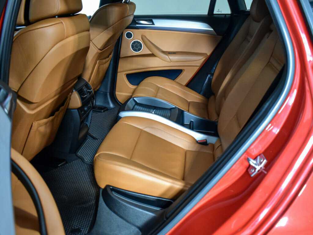 BMW X6 M 2010 года с пробегом. Фото: #10