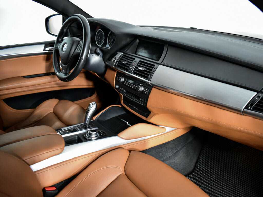 BMW X6 M 2010 года с пробегом. Фото: #12