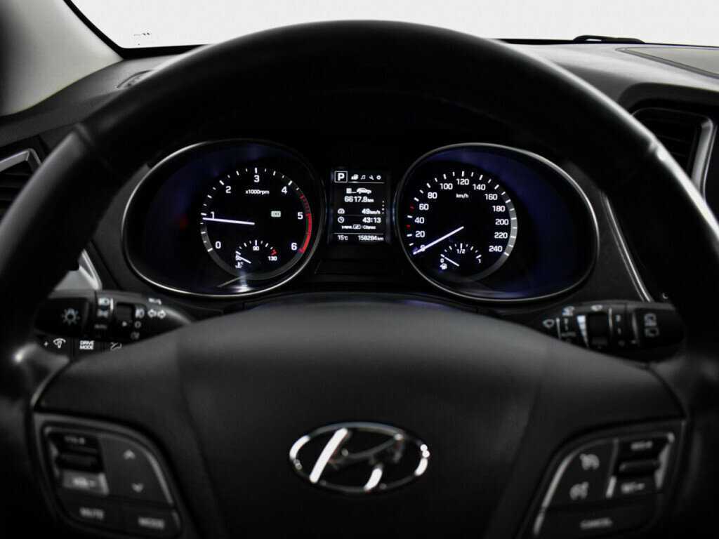 Hyundai Santa Fe 2016 года с пробегом. Фото: #14