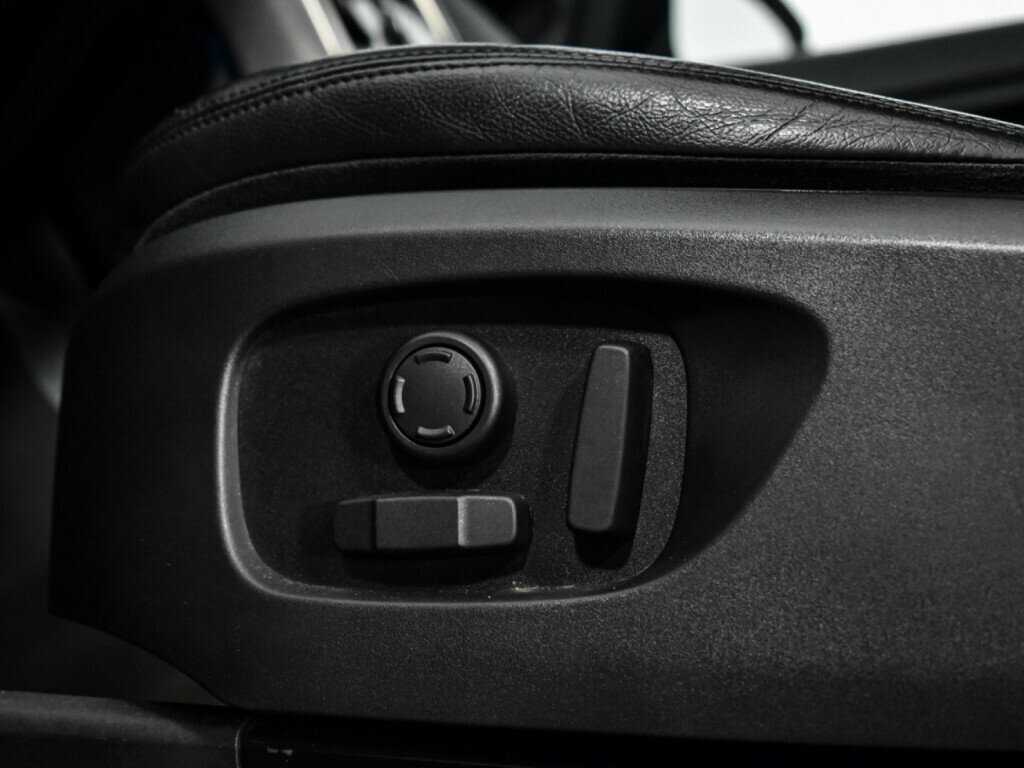 Land Rover Discovery Sport 2018 года с пробегом. Фото: #9