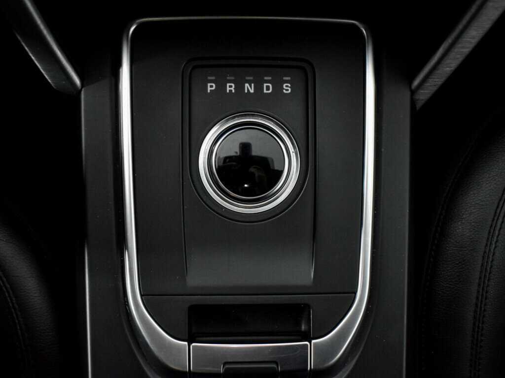 Land Rover Discovery Sport 2018 года с пробегом. Фото: #10