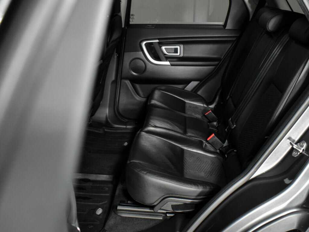 Land Rover Discovery Sport 2018 года с пробегом. Фото: #11