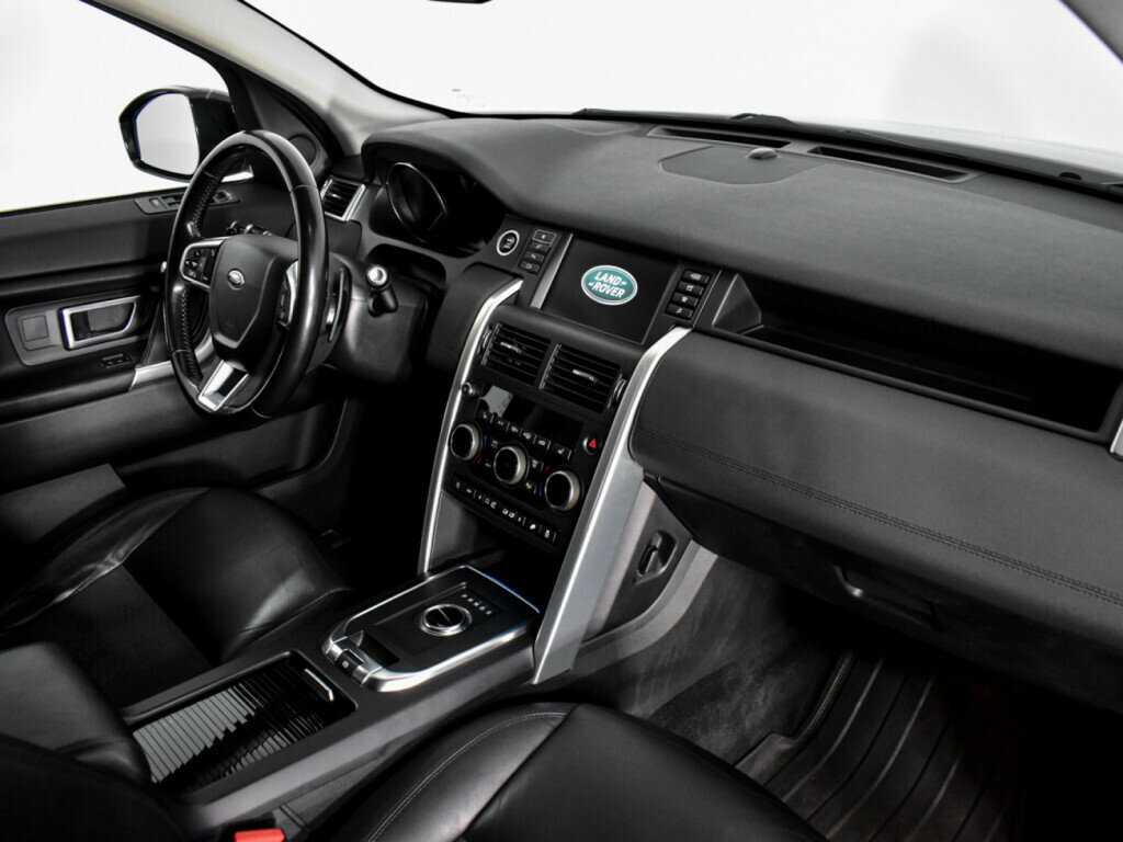 Land Rover Discovery Sport 2018 года с пробегом. Фото: #12