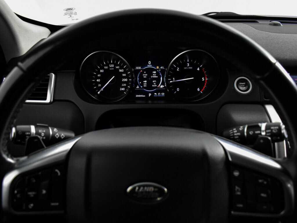 Land Rover Discovery Sport 2018 года с пробегом. Фото: #18
