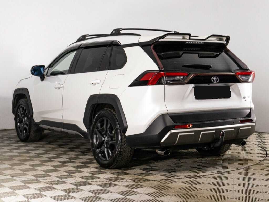 Toyota RAV4 2022 года с пробегом. Фото: #5
