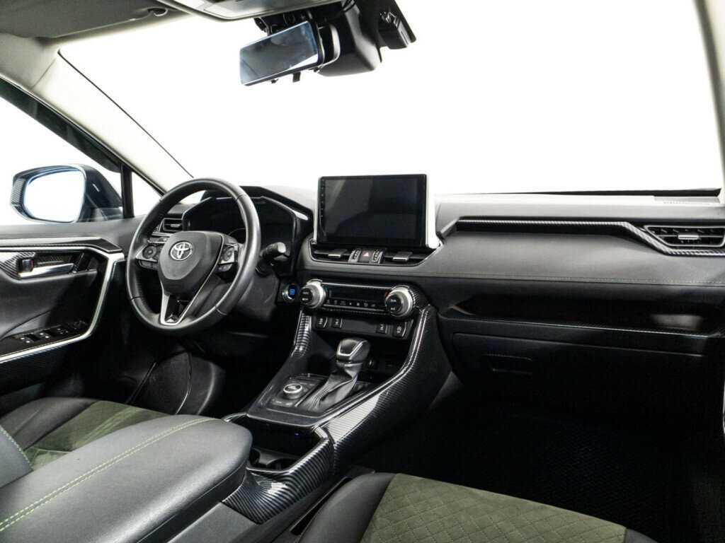 Toyota RAV4 2022 года с пробегом. Фото: #7