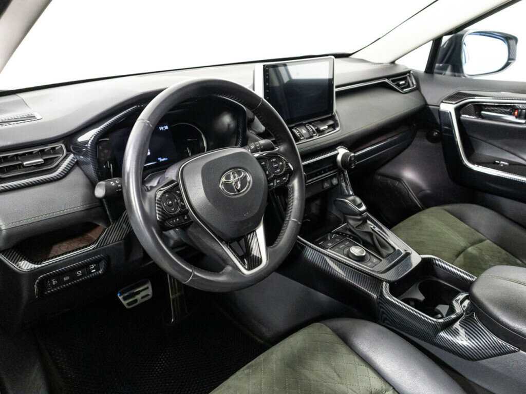 Toyota RAV4 2022 года с пробегом. Фото: #9