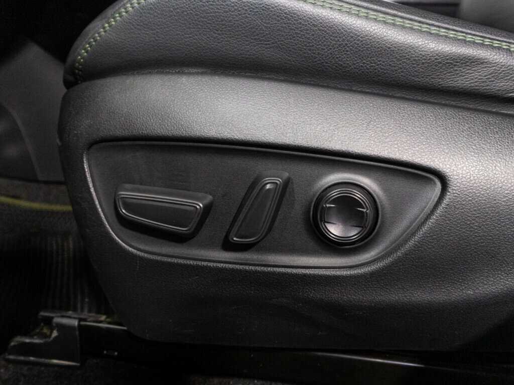 Toyota RAV4 2022 года с пробегом. Фото: #14