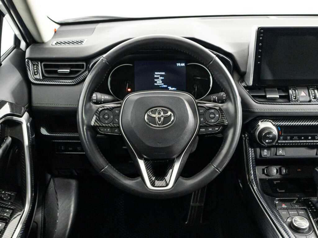 Toyota RAV4 2022 года с пробегом. Фото: #21