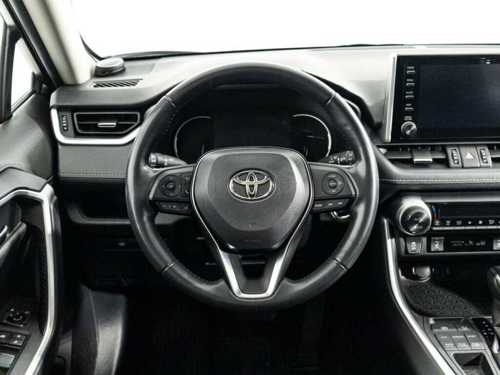 Toyota RAV4 2021 года с пробегом. Фото: #18