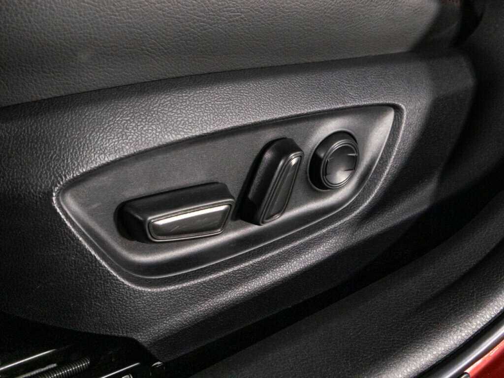 Toyota Camry 2021 года с пробегом. Фото: #18