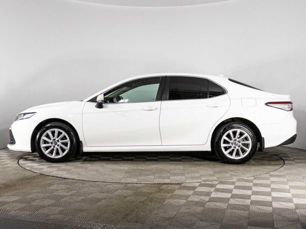 Toyota Camry 2021 года с пробегом. Фото: #7