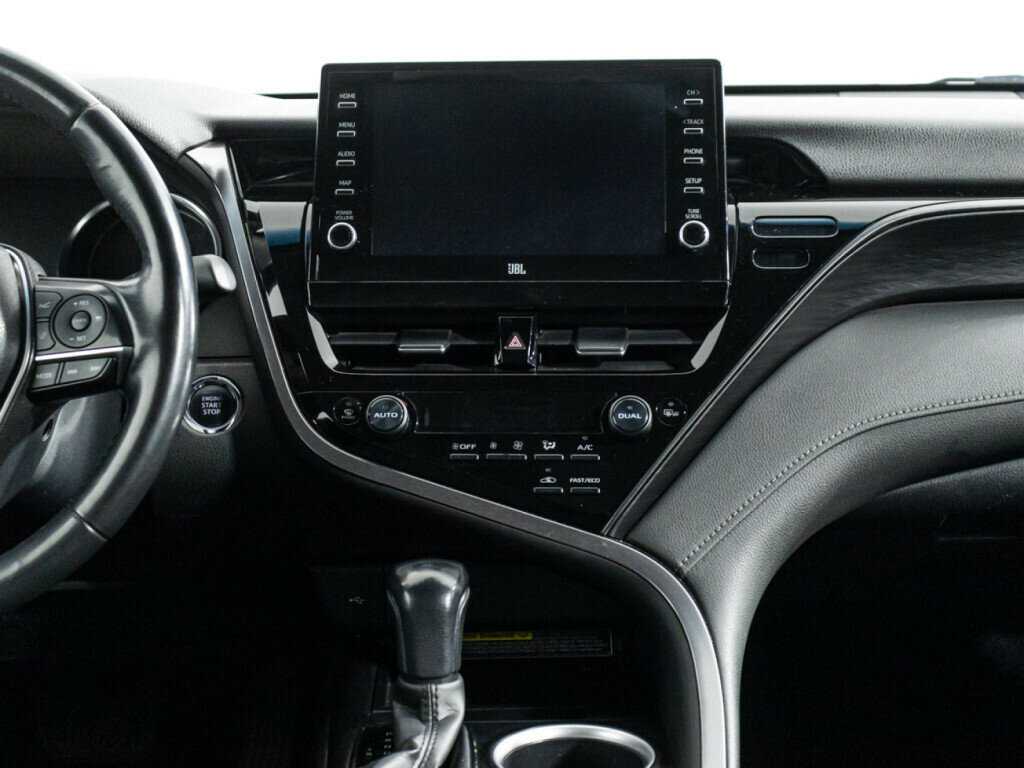 Toyota Camry 2021 года с пробегом. Фото: #13