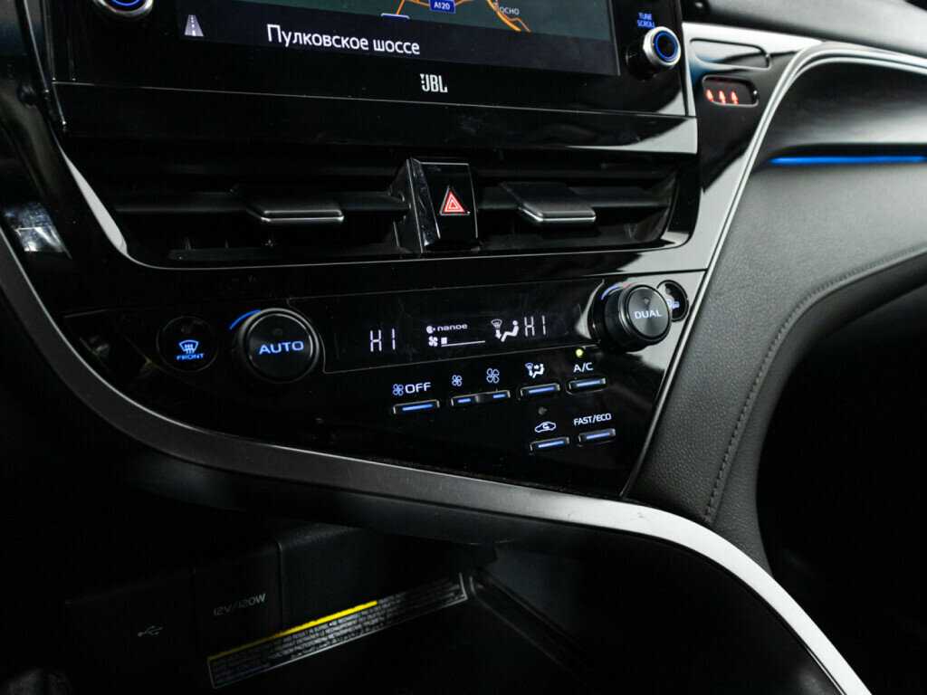 Toyota Camry 2021 года с пробегом. Фото: #16