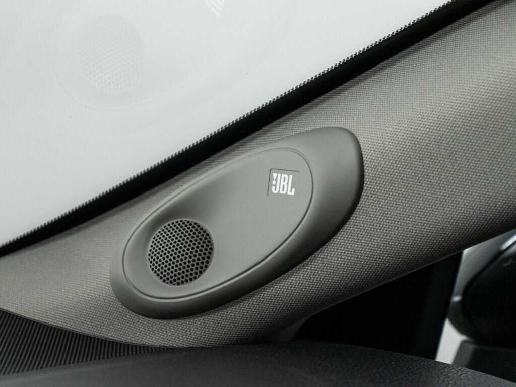 Toyota Camry 2021 года с пробегом. Фото: #18