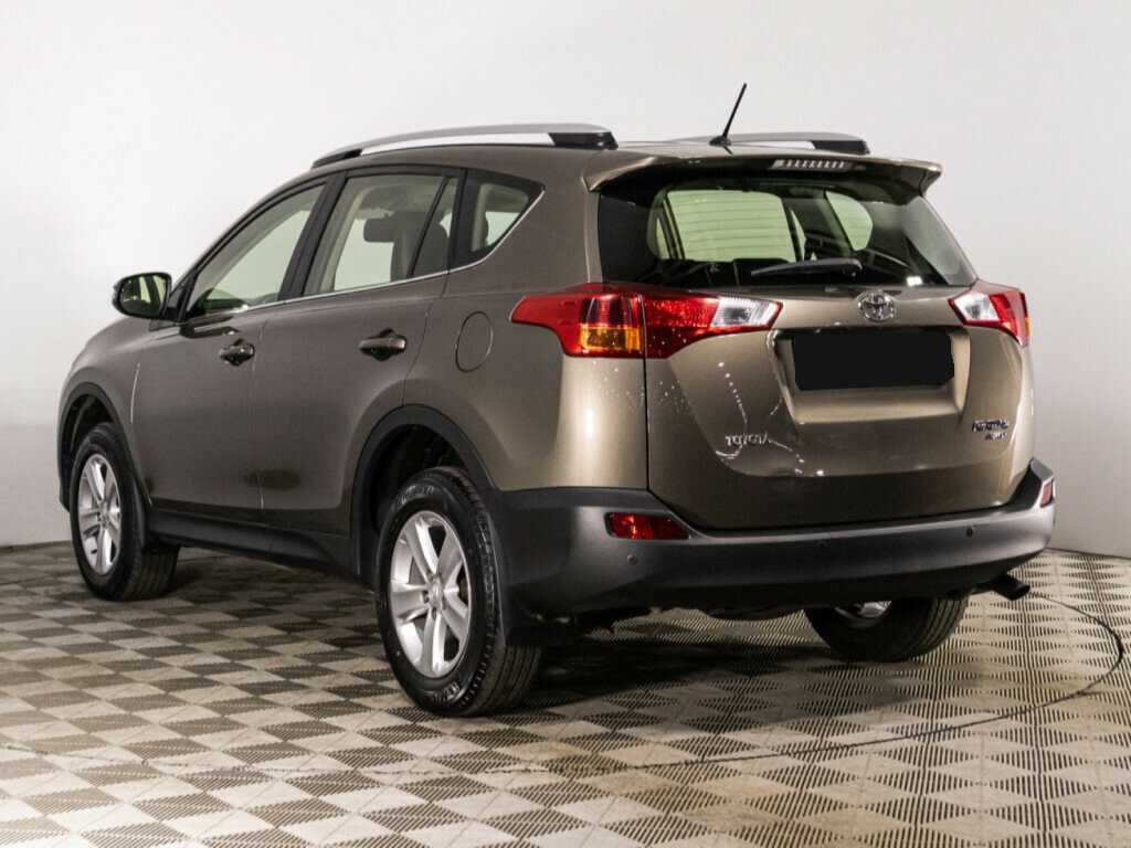 Toyota RAV4 2013 года с пробегом. Фото: #6
