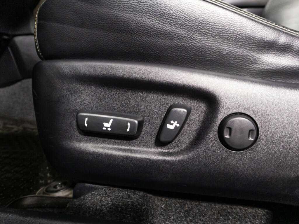 Toyota RAV4 2013 года с пробегом. Фото: #16