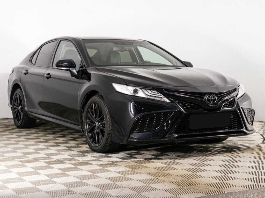 Toyota Camry 2021 года с пробегом. Фото: #2