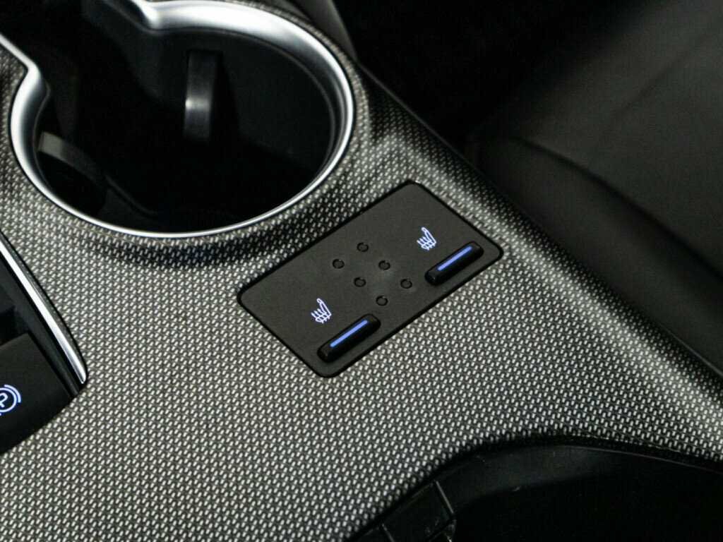 Toyota Camry 2021 года с пробегом. Фото: #17