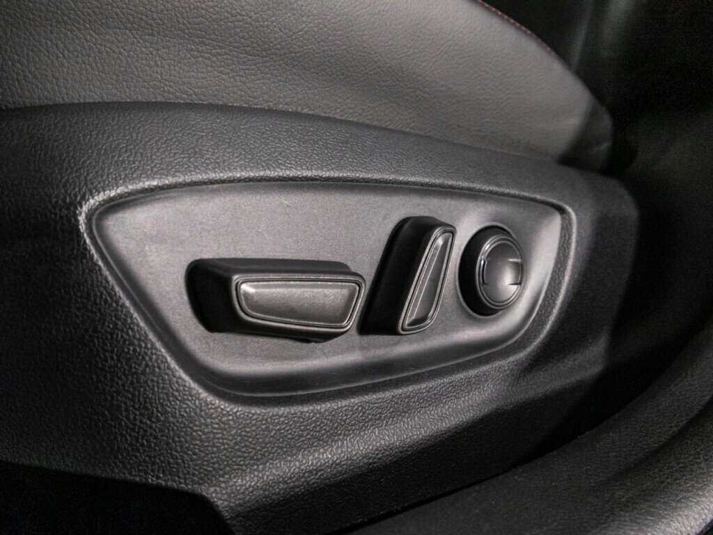 Toyota Camry 2021 года с пробегом. Фото: #19