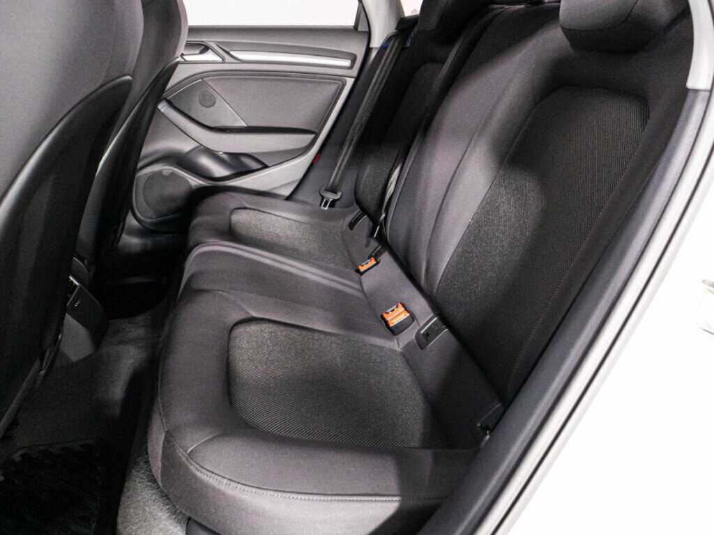 Audi A3 2017 года с пробегом. Фото: #9