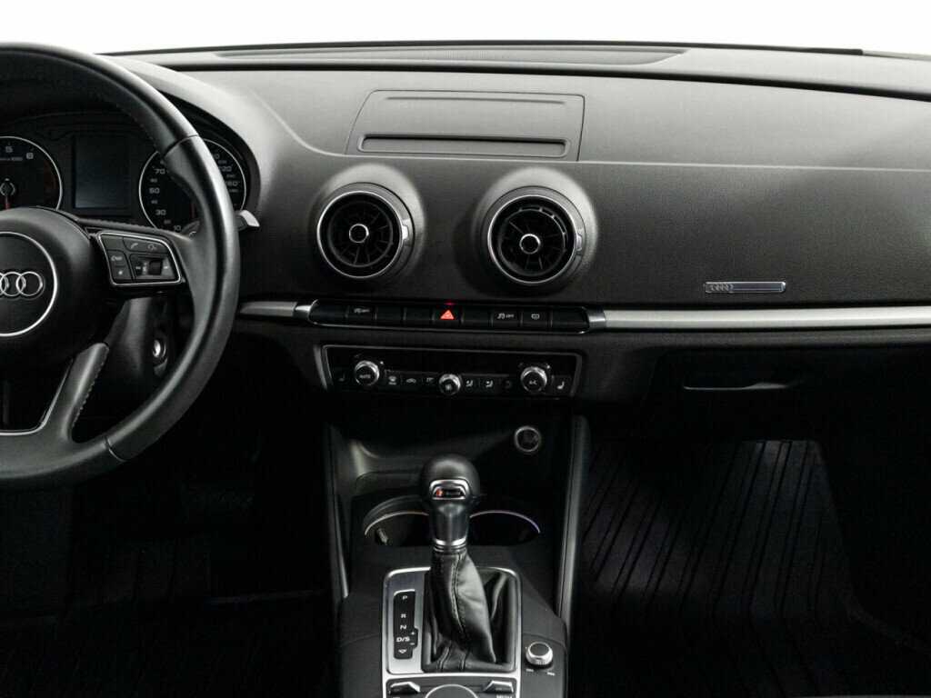 Audi A3 2017 года с пробегом. Фото: #13