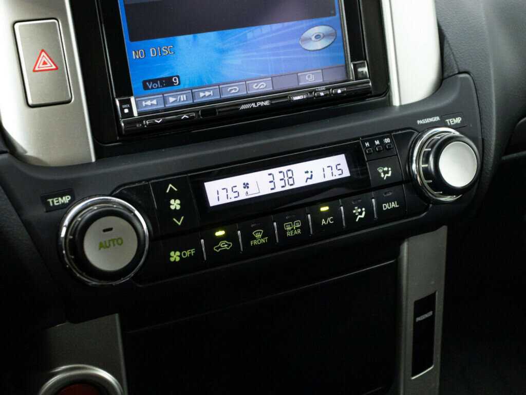 Toyota Land Cruiser Prado 2011 года с пробегом. Фото: #15