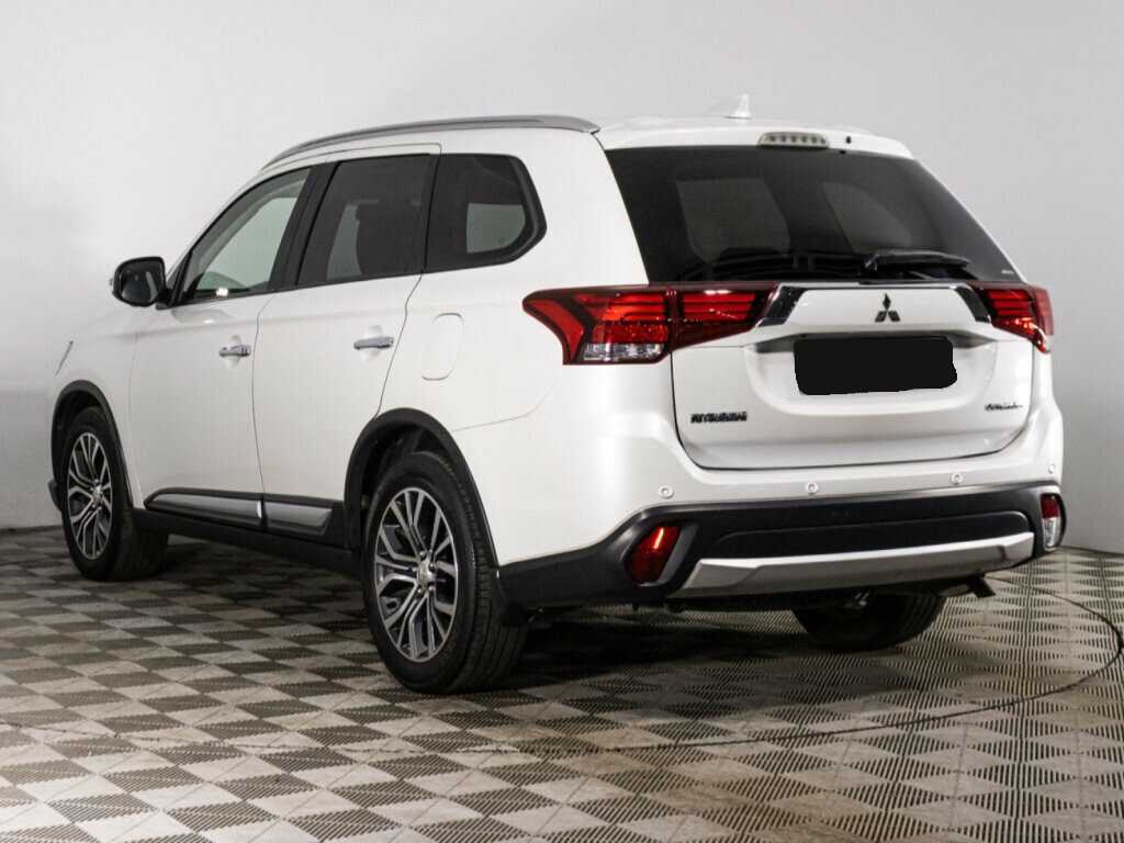 Mitsubishi Outlander 2018 года с пробегом. Фото: #6