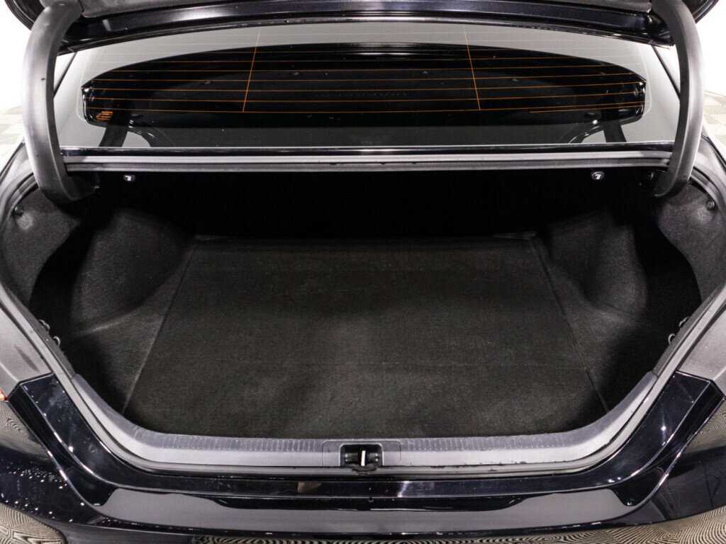 Toyota Camry 2021 года с пробегом. Фото: #14