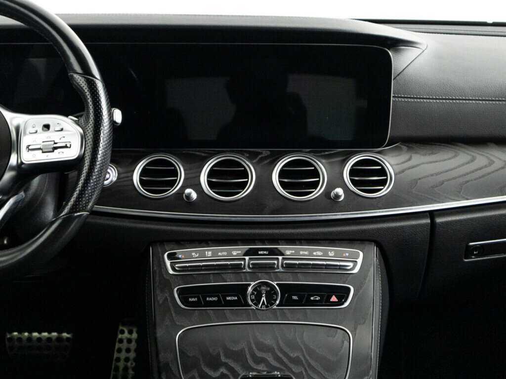 Mercedes-Benz E-Класс 2020 года с пробегом. Фото: #13