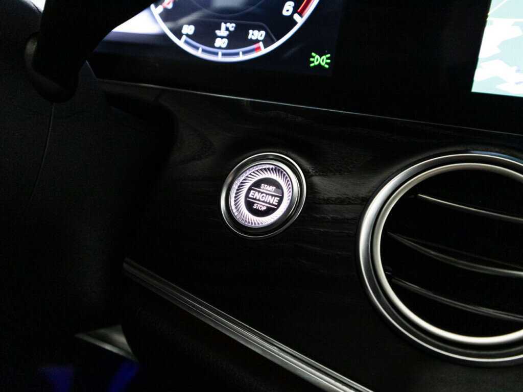 Mercedes-Benz E-Класс 2020 года с пробегом. Фото: #18