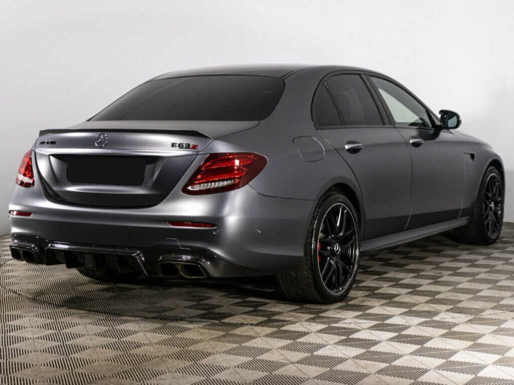 Mercedes-Benz E-Класс AMG 2018 года с пробегом. Фото: #4