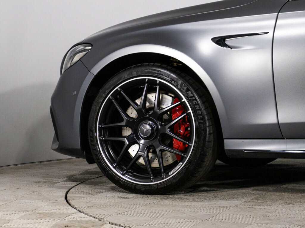 Mercedes-Benz E-Класс AMG 2018 года с пробегом. Фото: #26