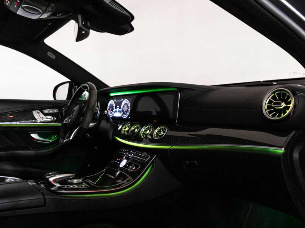 Mercedes-Benz E-Класс AMG 2018 года с пробегом. Фото: #29